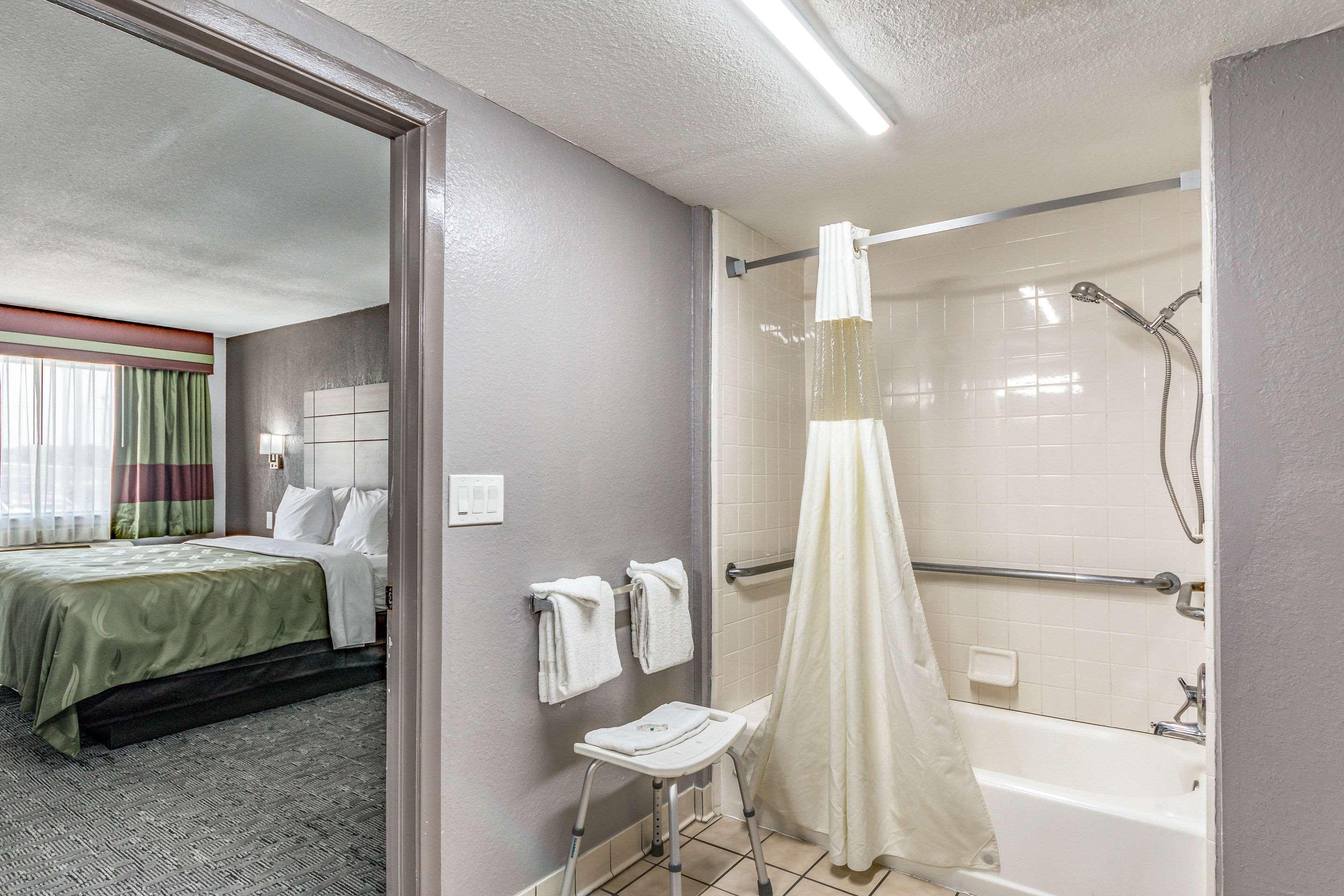 Quality Inn I-10 East Near Frost Bank Center San Antonio Kültér fotó